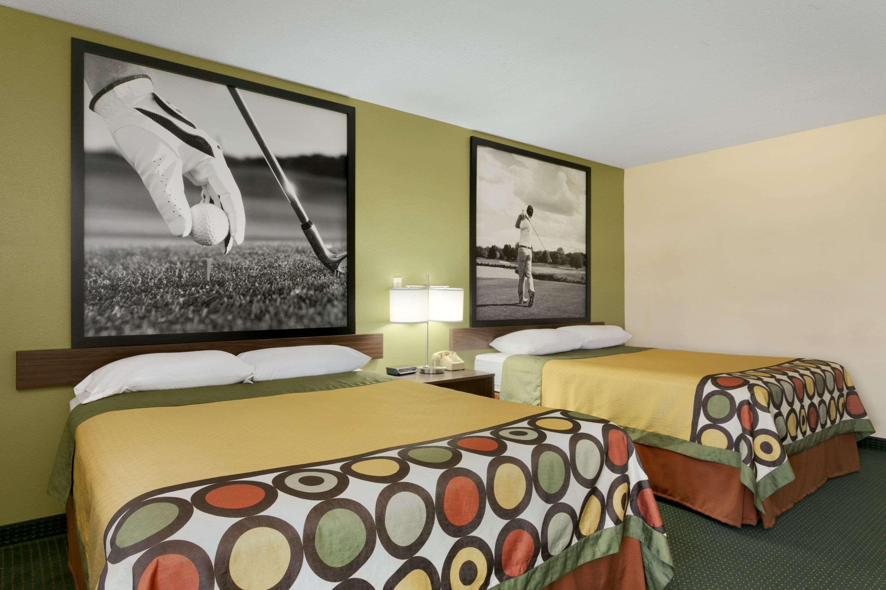 Super 8 By Wyndham Columbia City Екстериор снимка