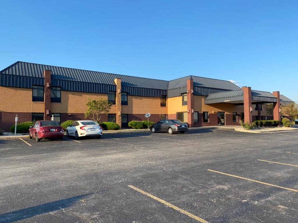 Super 8 By Wyndham Columbia City Екстериор снимка